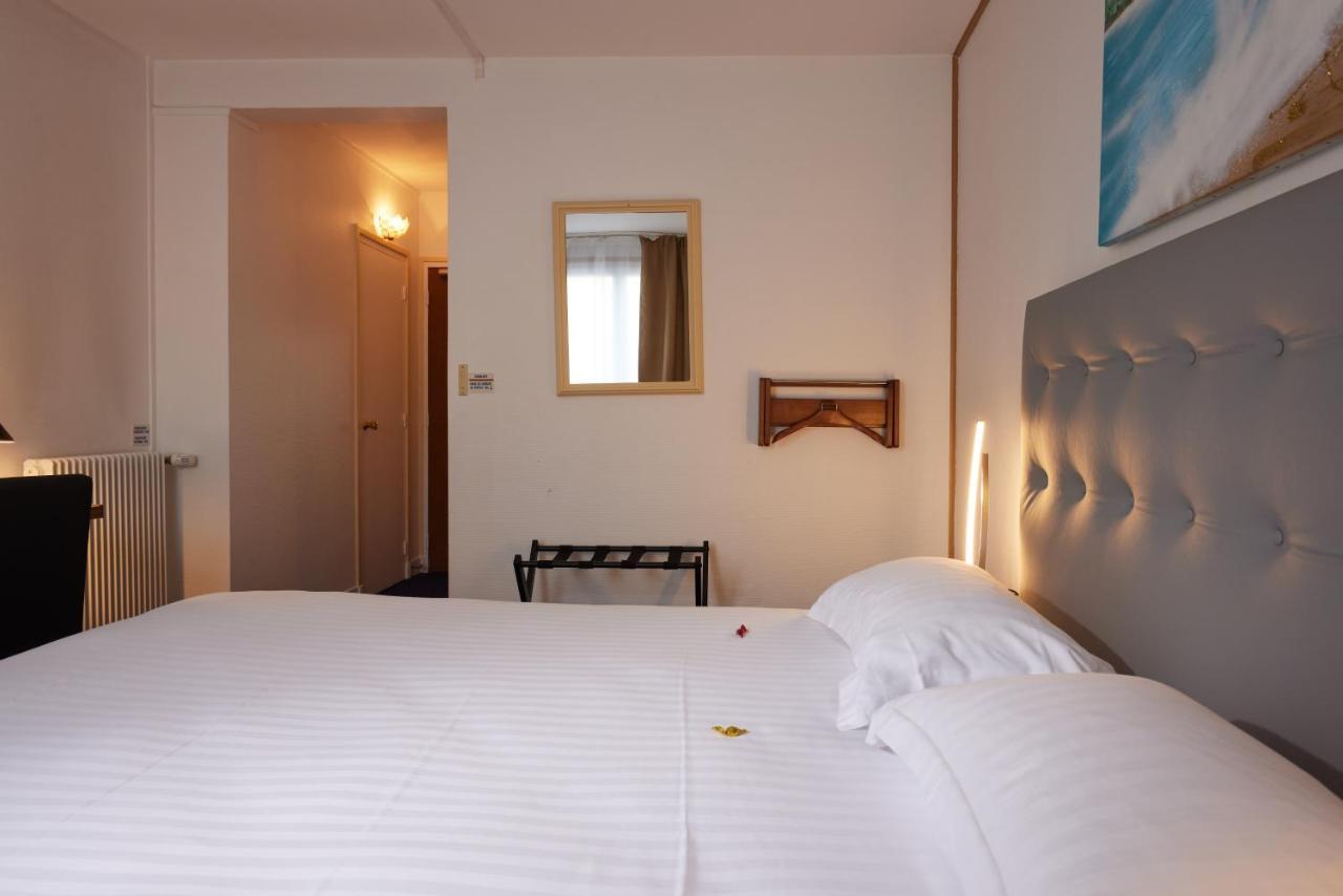 Hotel Le Beffroi Dreux Exterior photo