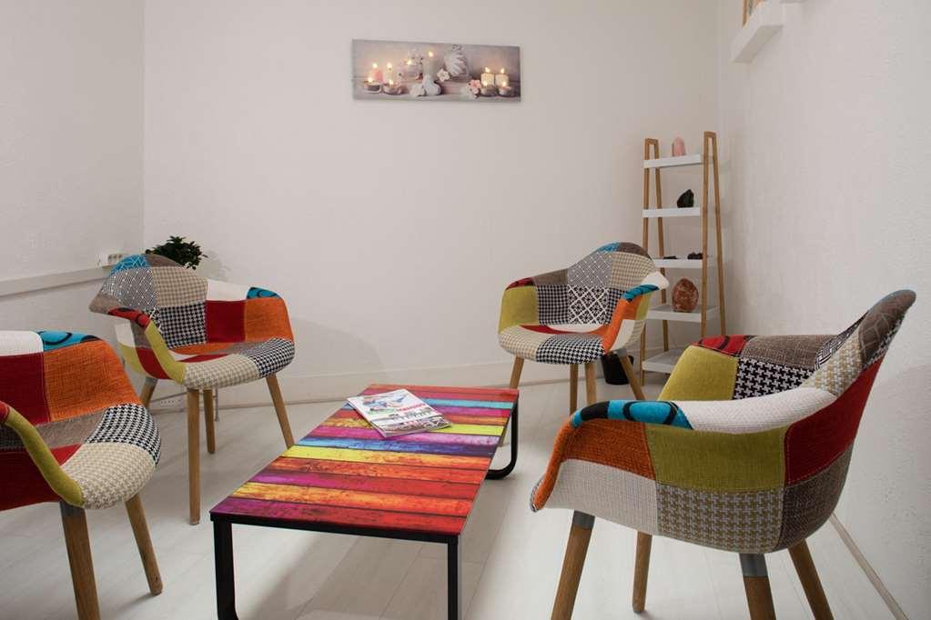Hotel Le Beffroi Dreux Facilities photo